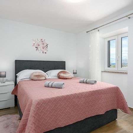 Apartment Ivana Malinska Esterno foto